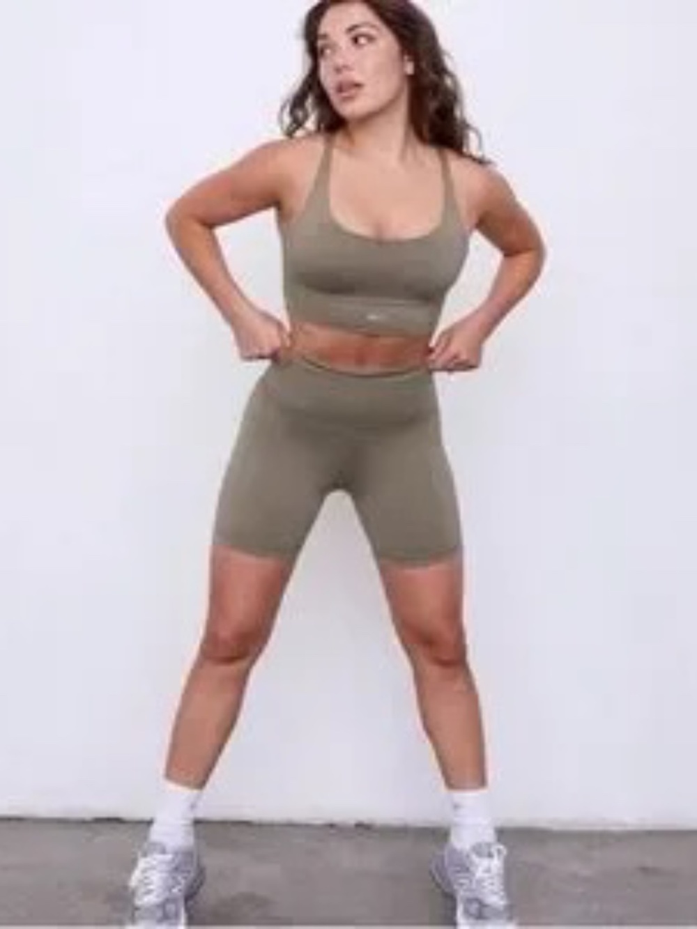SET ACTIVE LUXFORM BIKE SHORTS IN SAGE, SM, NWT